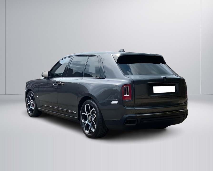 Rolls-Royce Cullinan Black Badge (5)