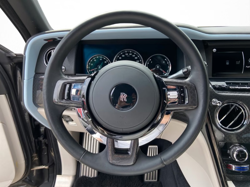 Rolls-Royce Cullinan Black Badge - foto 9