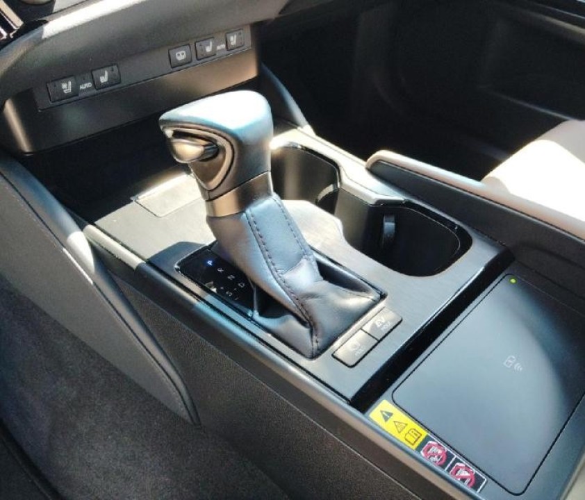 Lexus Seria ES 300h - foto 15