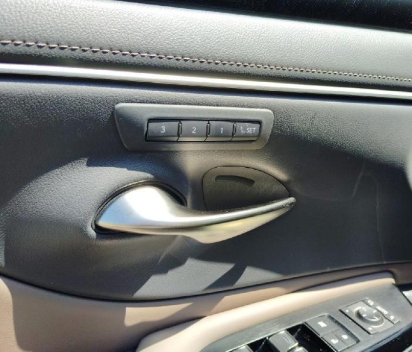 Lexus Seria ES 300h - foto 20