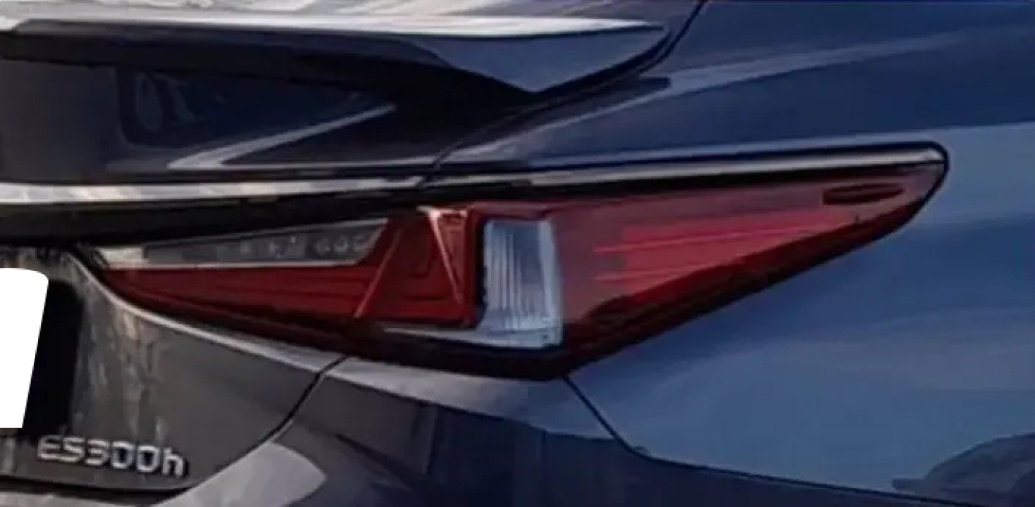 Lexus Seria ES 300h - foto 8