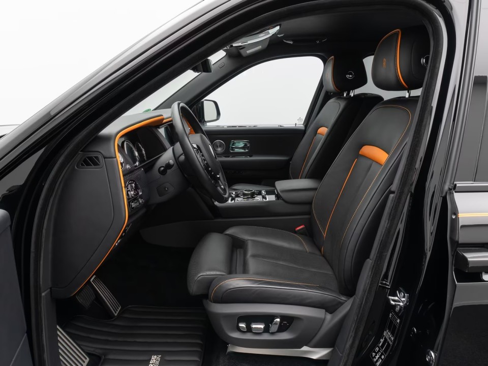 Rolls-Royce Cullinan Black Badge - foto 20