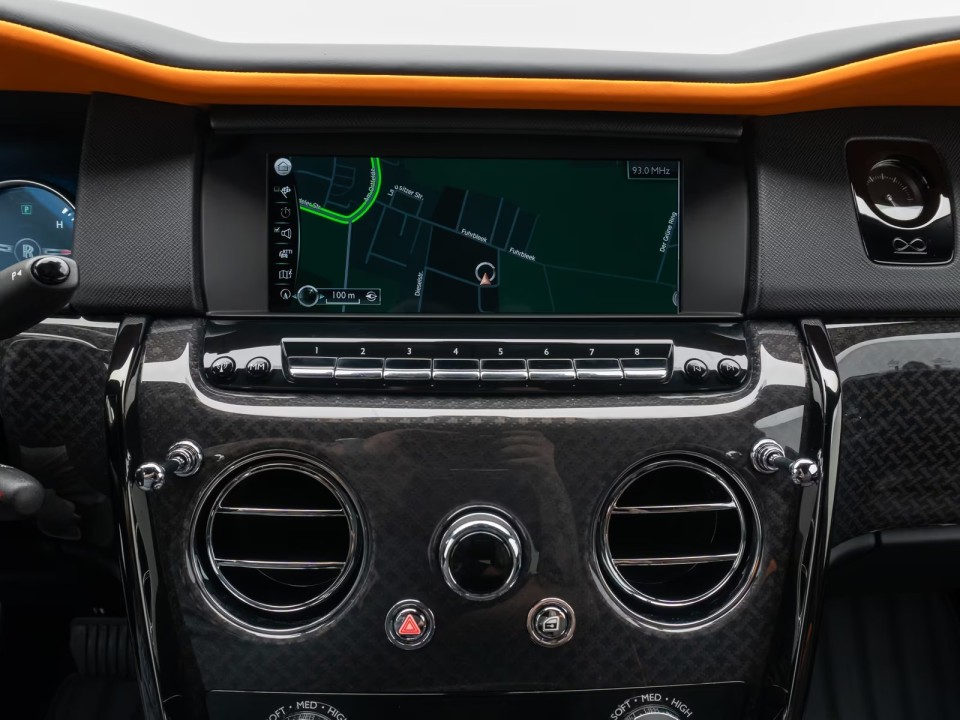 Rolls-Royce Cullinan Black Badge - foto 25