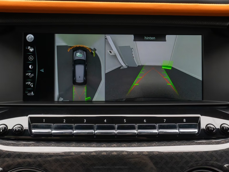 Rolls-Royce Cullinan Black Badge - foto 26