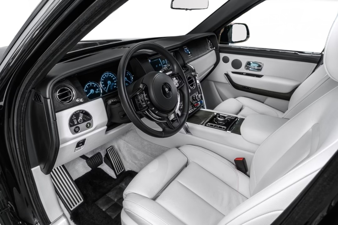 Rolls-Royce Cullinan - foto 8