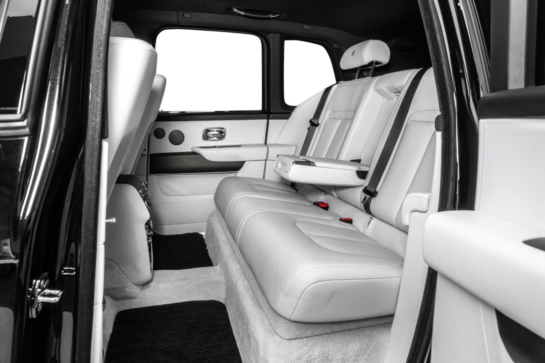 Rolls-Royce Cullinan - foto 15