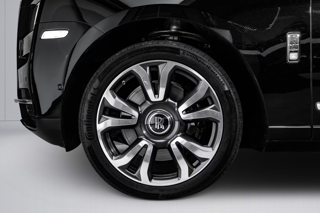 Rolls-Royce Cullinan - foto 20