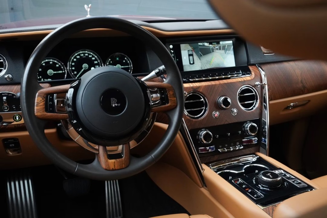 Rolls-Royce Cullinan - foto 10