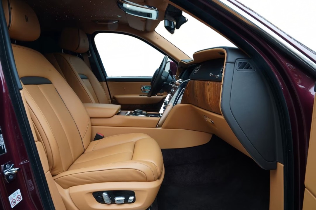 Rolls-Royce Cullinan - foto 15