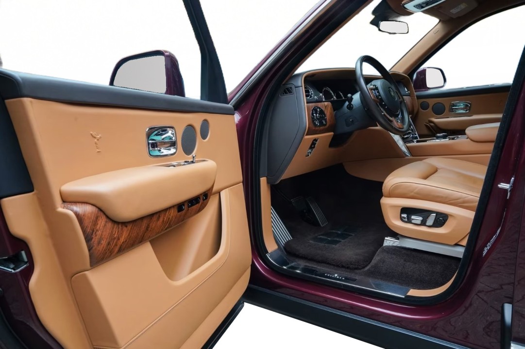 Rolls-Royce Cullinan - foto 16