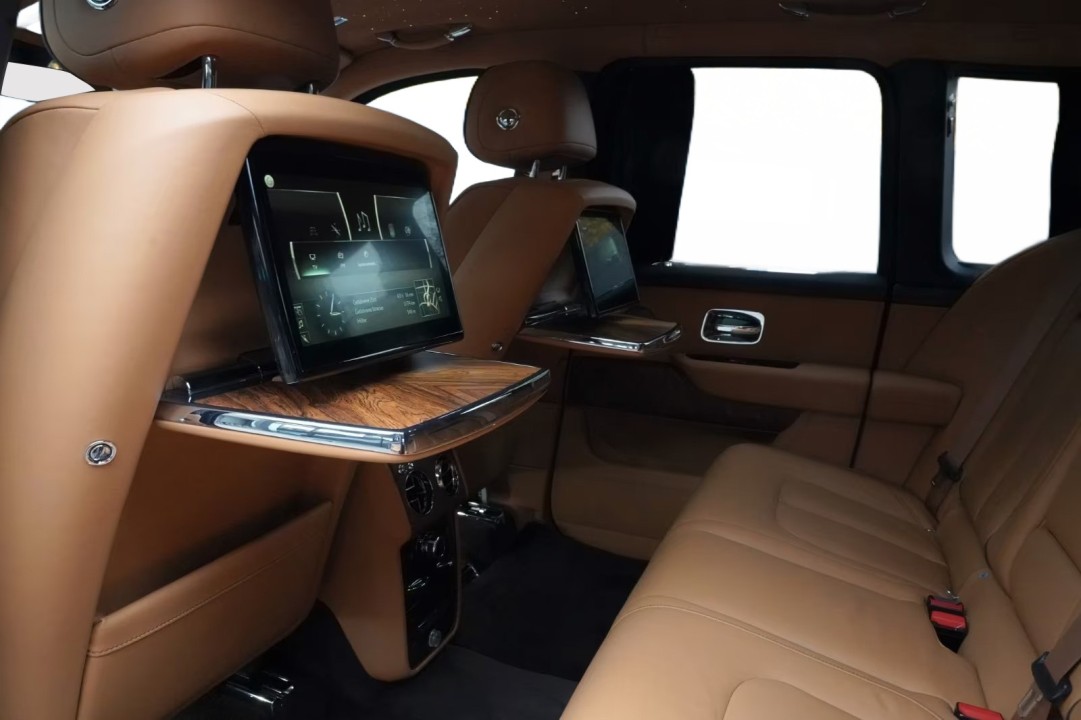 Rolls-Royce Cullinan - foto 33