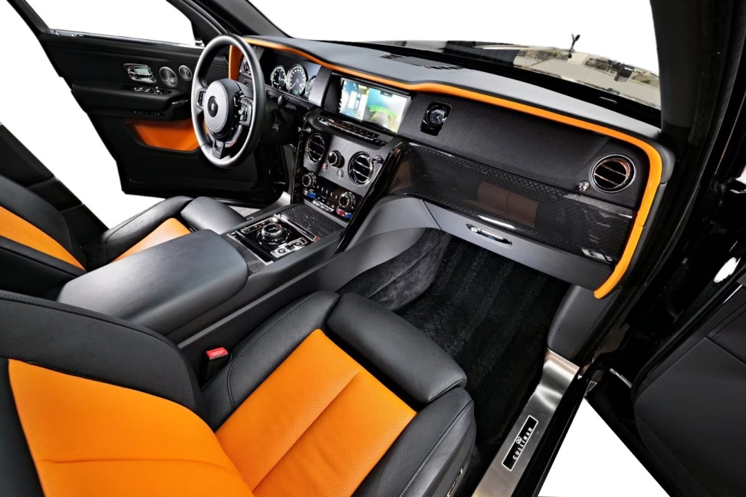 Rolls-Royce Cullinan Black Badge - foto 10