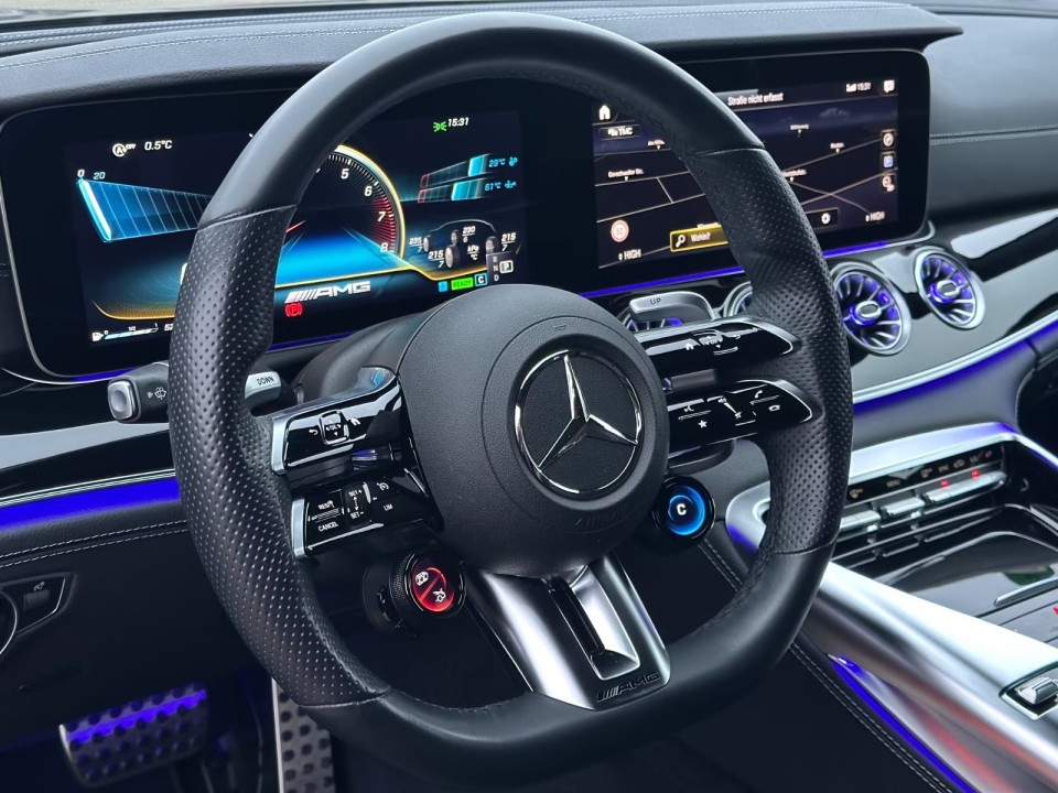 Mercedes-Benz AMG GT 53 4MATIC+ - foto 10