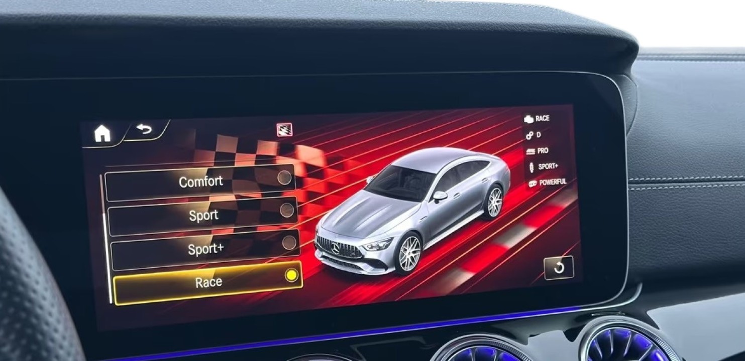 Mercedes-Benz AMG GT 53 4MATIC+ - foto 25