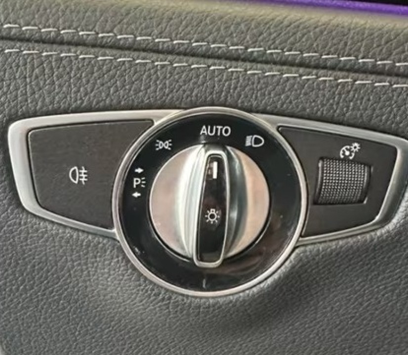 Mercedes-Benz AMG GT 43 4MATIC+ - foto 27