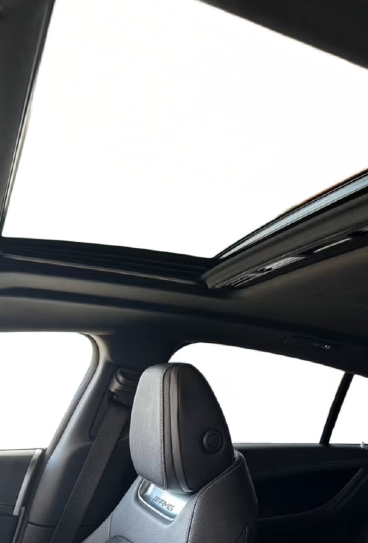 Mercedes-Benz AMG GT 43 4MATIC+ - foto 30