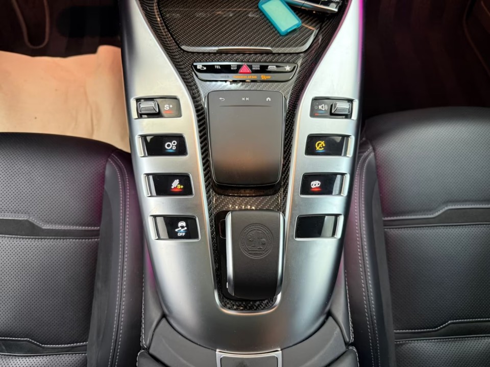 Mercedes-Benz AMG GT 53 4MATIC+ - foto 14