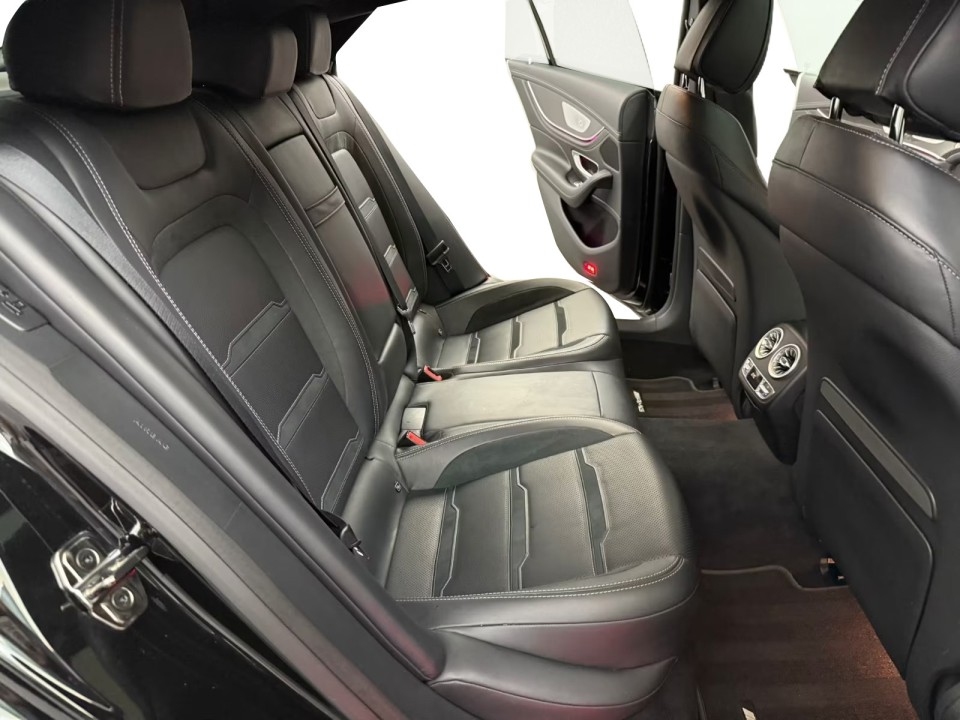 Mercedes-Benz AMG GT 53 4MATIC+ - foto 16