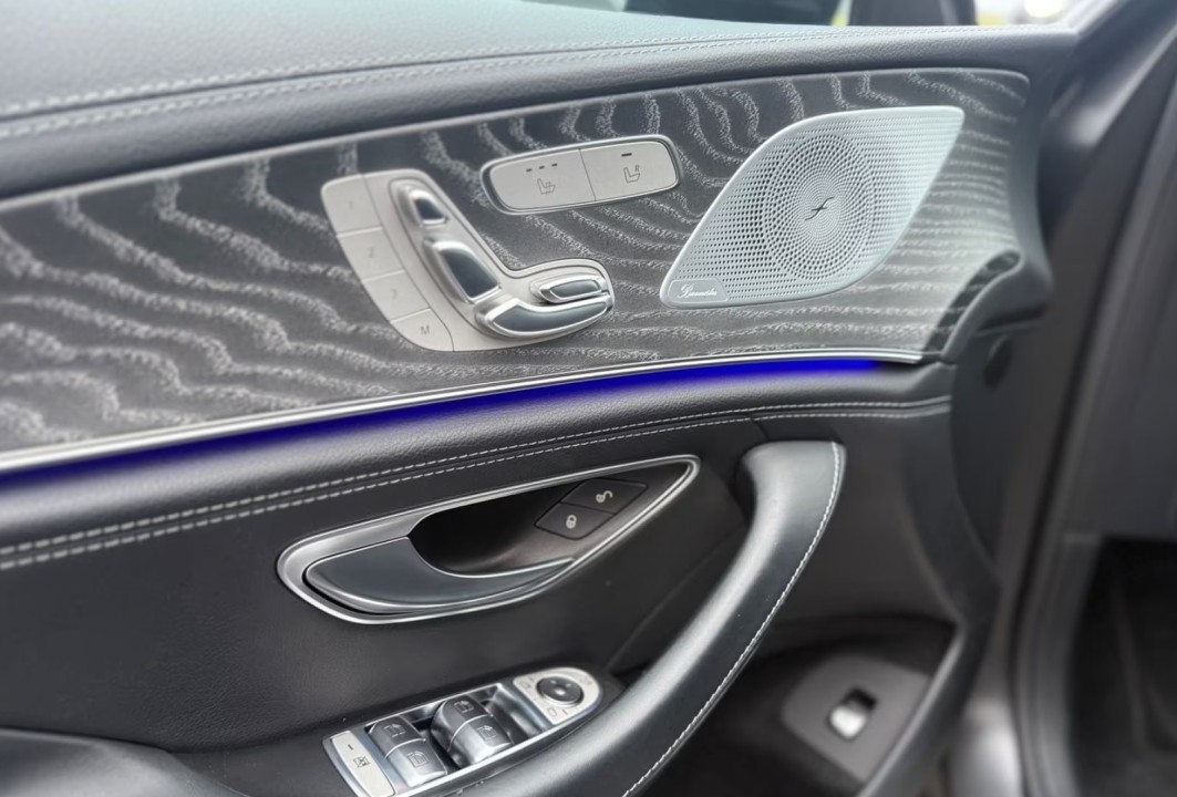 Mercedes-Benz AMG GT 53 4MATIC+ - foto 13