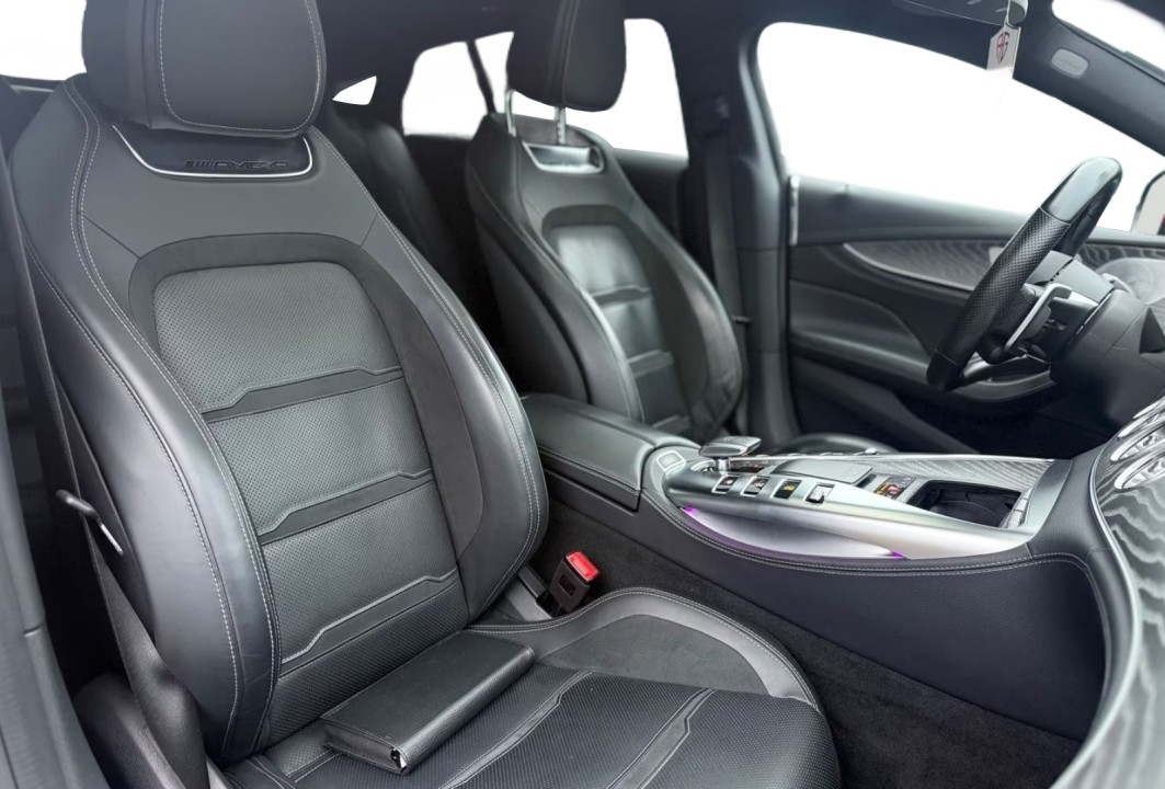 Mercedes-Benz AMG GT 53 4MATIC+ - foto 8