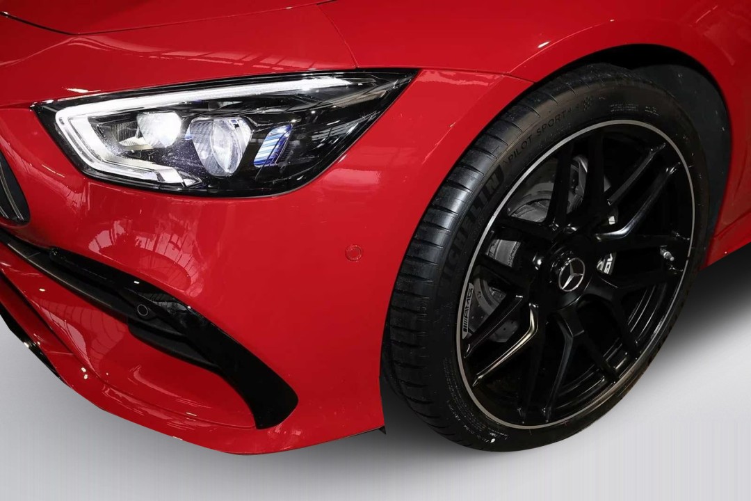 Mercedes-Benz AMG GT 43 4MATIC+ - foto 11