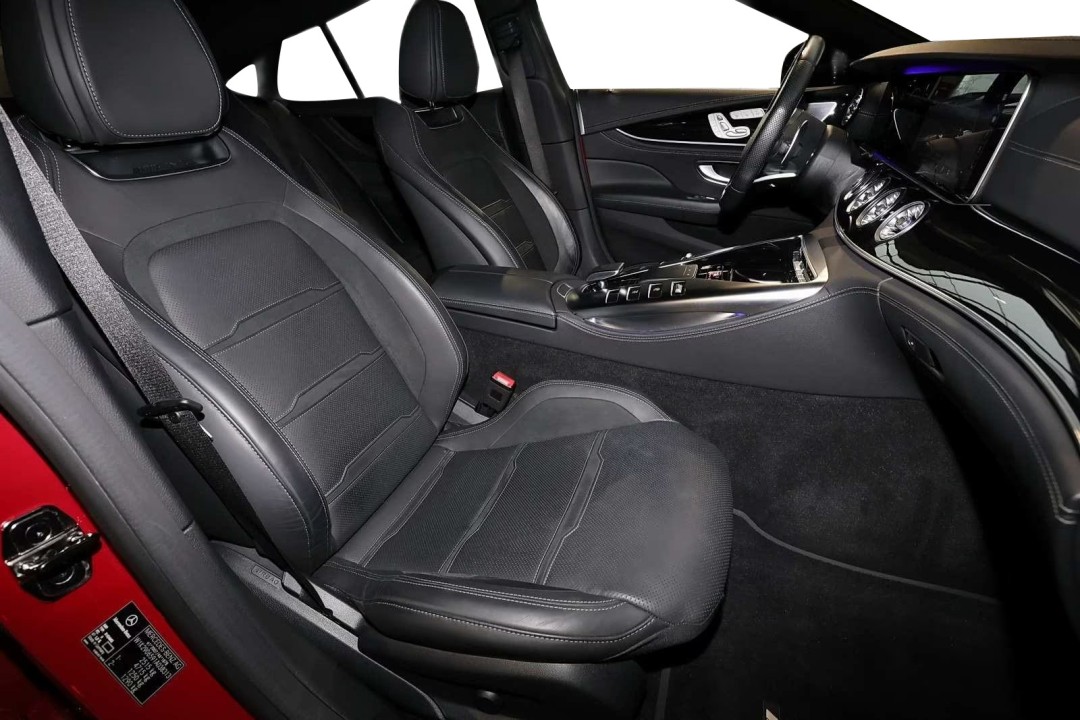 Mercedes-Benz AMG GT 43 4MATIC+ - foto 6