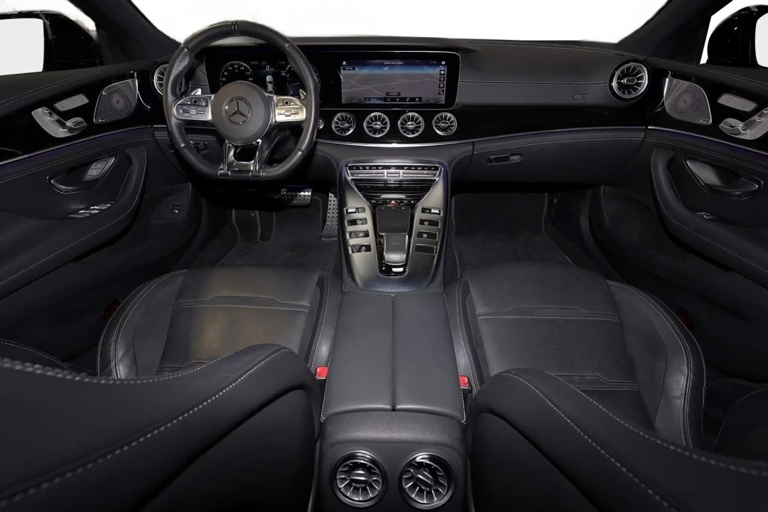 Mercedes-Benz AMG GT 43 4MATIC+ (3)