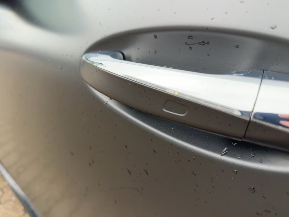 Mercedes-Benz AMG GT 43 4MATIC+ - foto 16