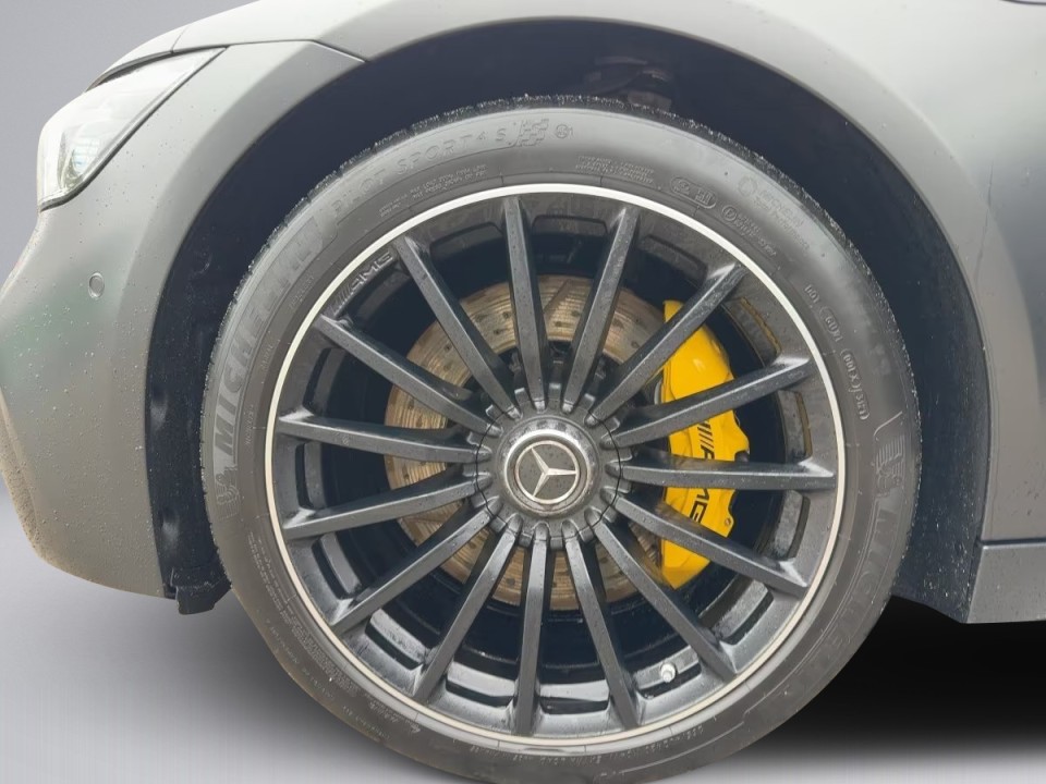 Mercedes-Benz AMG GT 43 4MATIC+ - foto 17