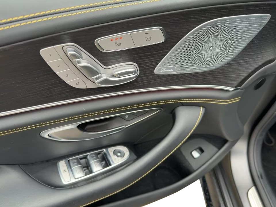 Mercedes-Benz AMG GT 43 4MATIC+ - foto 14