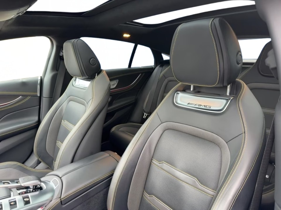 Mercedes-Benz AMG GT 43 4MATIC+ - foto 11