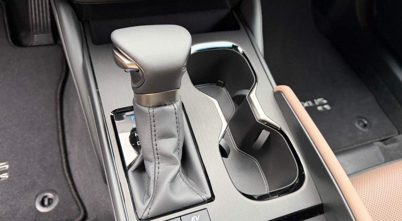 Lexus Seria ES 300h Business Line - foto 13