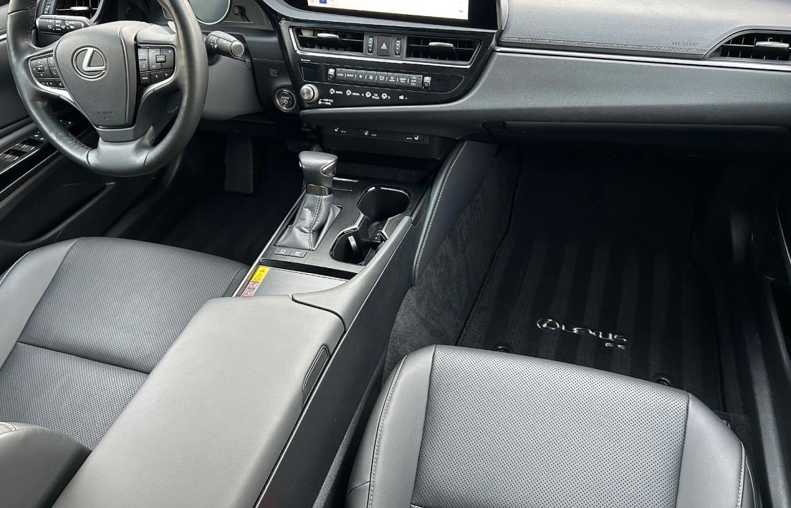 Lexus Seria ES 300h Style Edition - foto 23