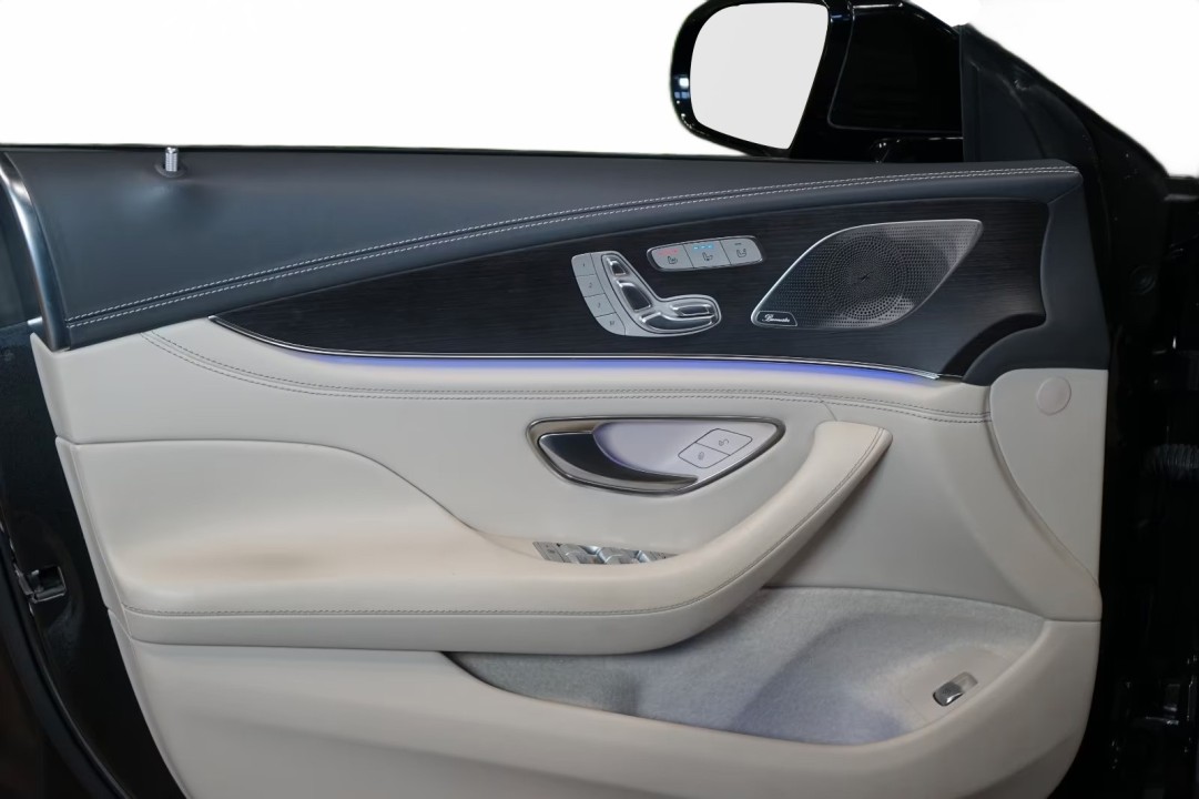 Mercedes-Benz AMG GT 53 4MATIC+ - foto 38