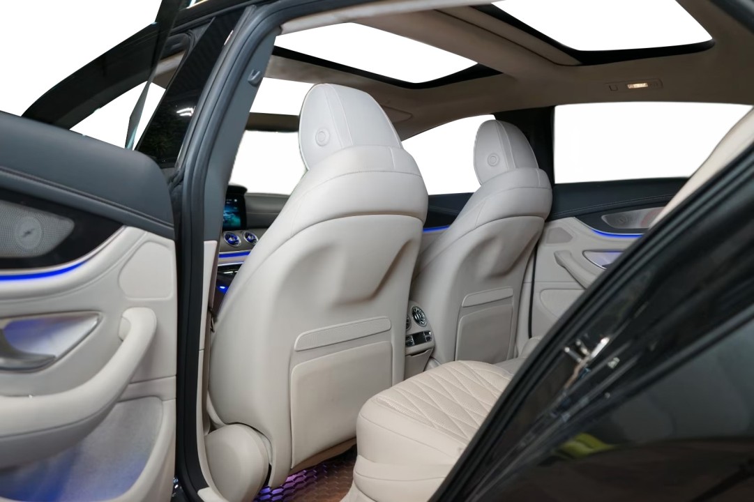 Mercedes-Benz AMG GT 53 4MATIC+ - foto 37