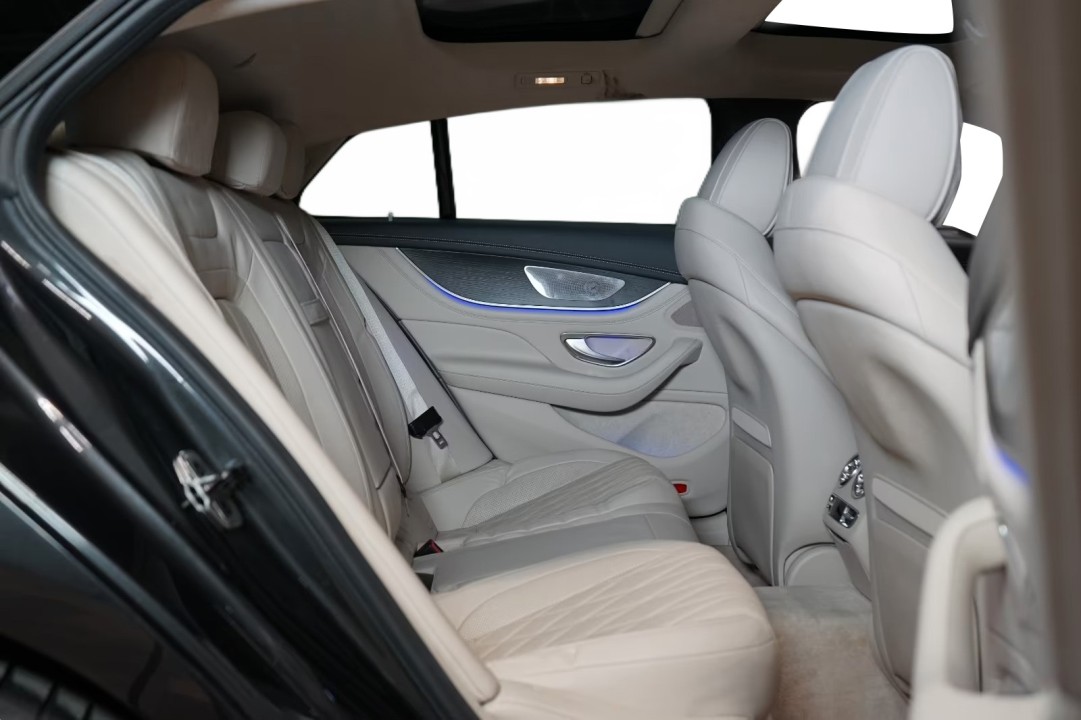 Mercedes-Benz AMG GT 53 4MATIC+ - foto 35