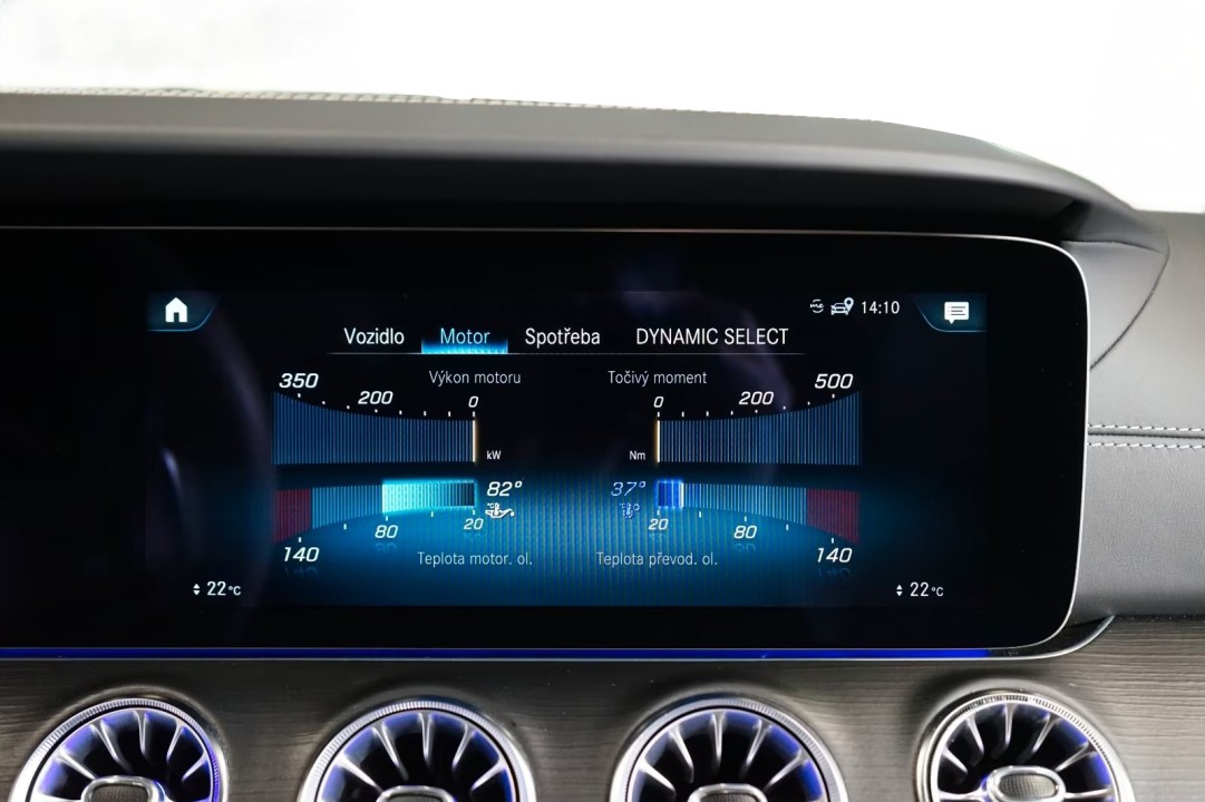 Mercedes-Benz AMG GT 53 4MATIC+ - foto 31