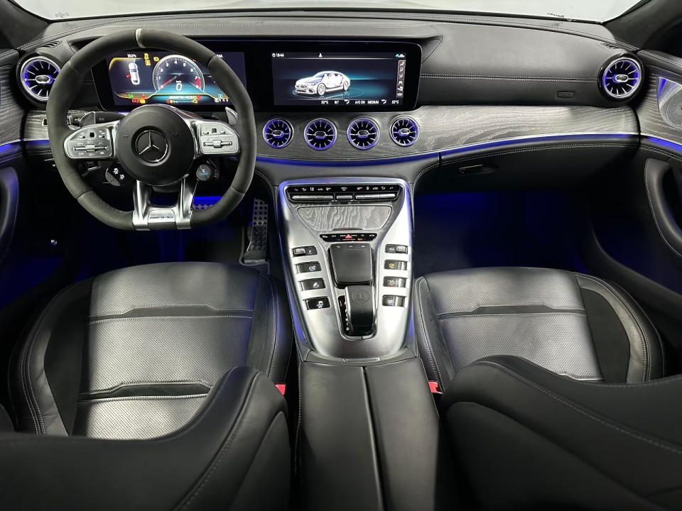 Mercedes-Benz AMG GT 63 S 4MATIC+ - foto 8