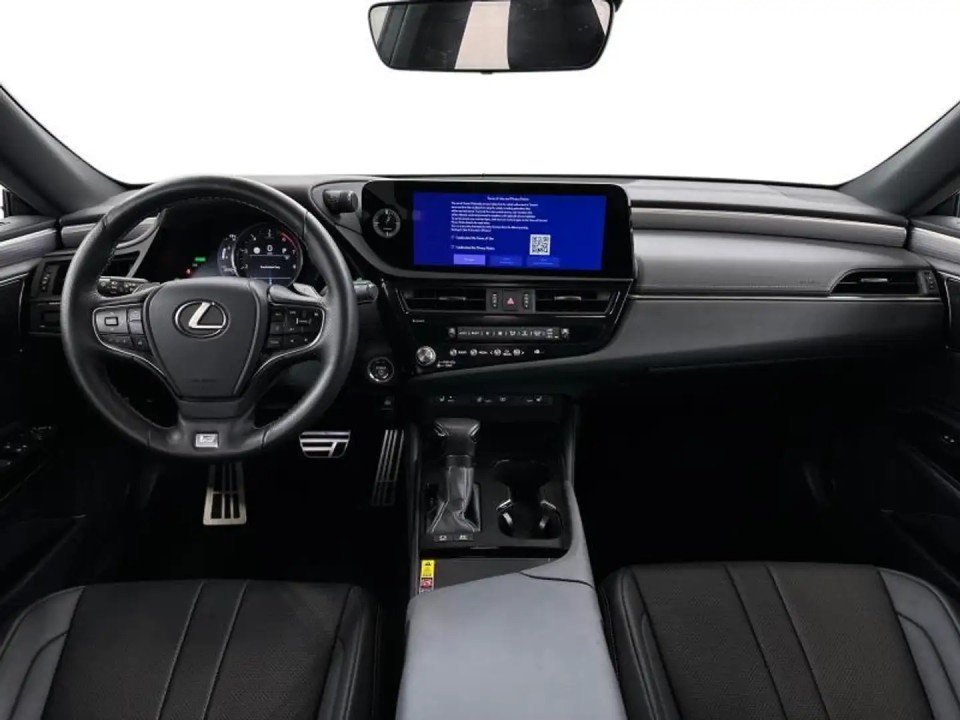 Lexus Seria ES 300h F-Sport - foto 11