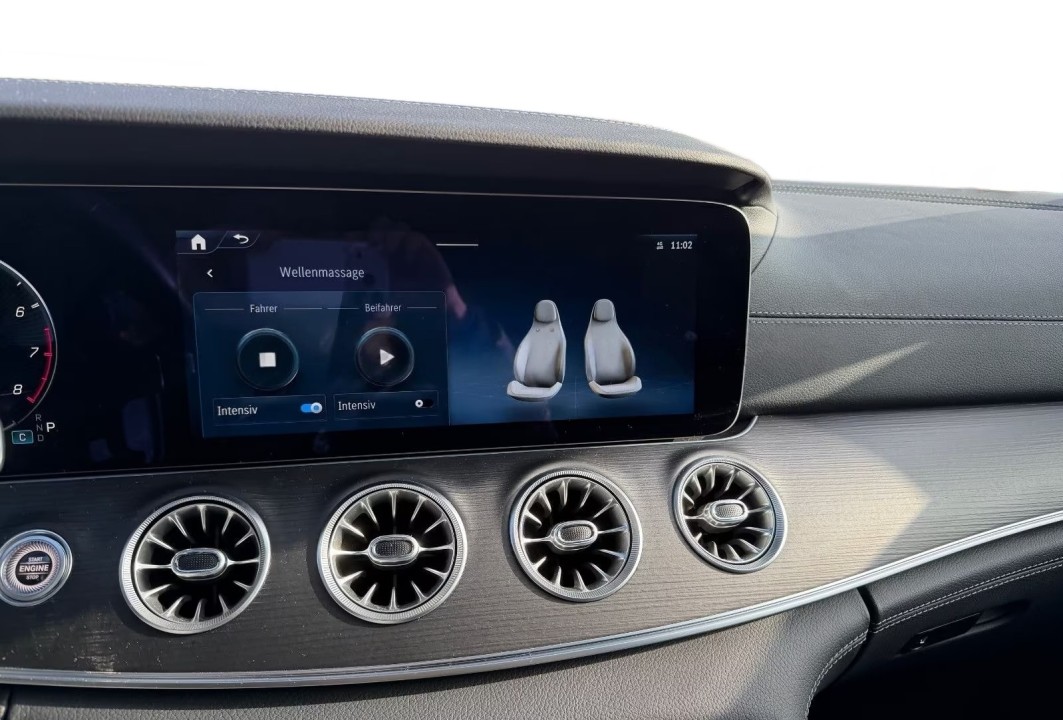 Mercedes-Benz AMG GT 43 4MATIC+ - foto 23