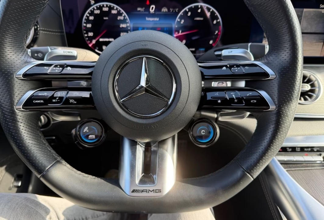 Mercedes-Benz AMG GT 43 4MATIC+ - foto 10