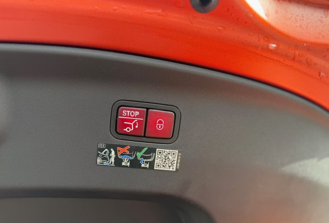 Mercedes-Benz AMG GT 43 4MATIC+ - foto 36