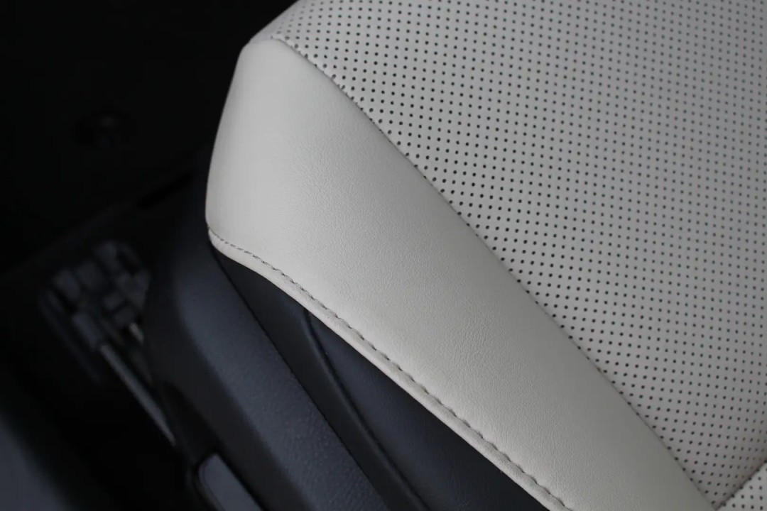 Lexus Seria ES Lexus ES 300h Luxury Line - foto 17