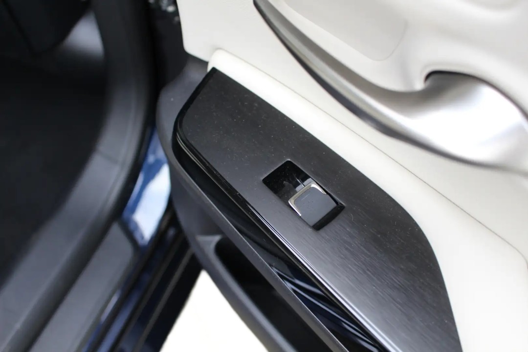 Lexus Seria ES Lexus ES 300h Luxury Line - foto 31