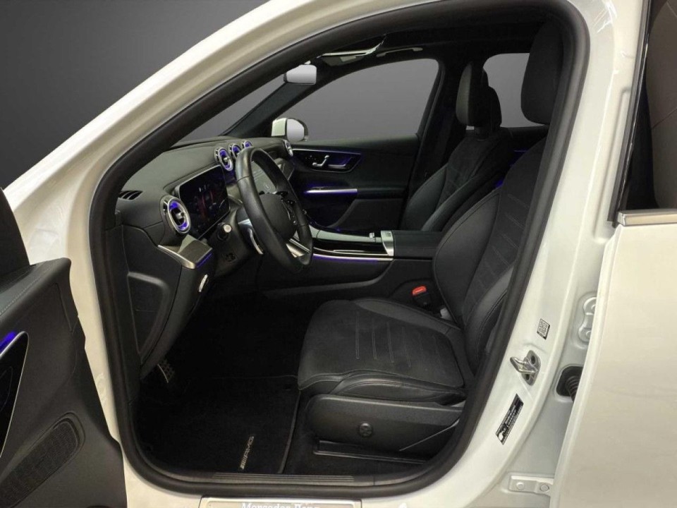 Mercedes-Benz GLC 300 4MATIC AMG Line - foto 14