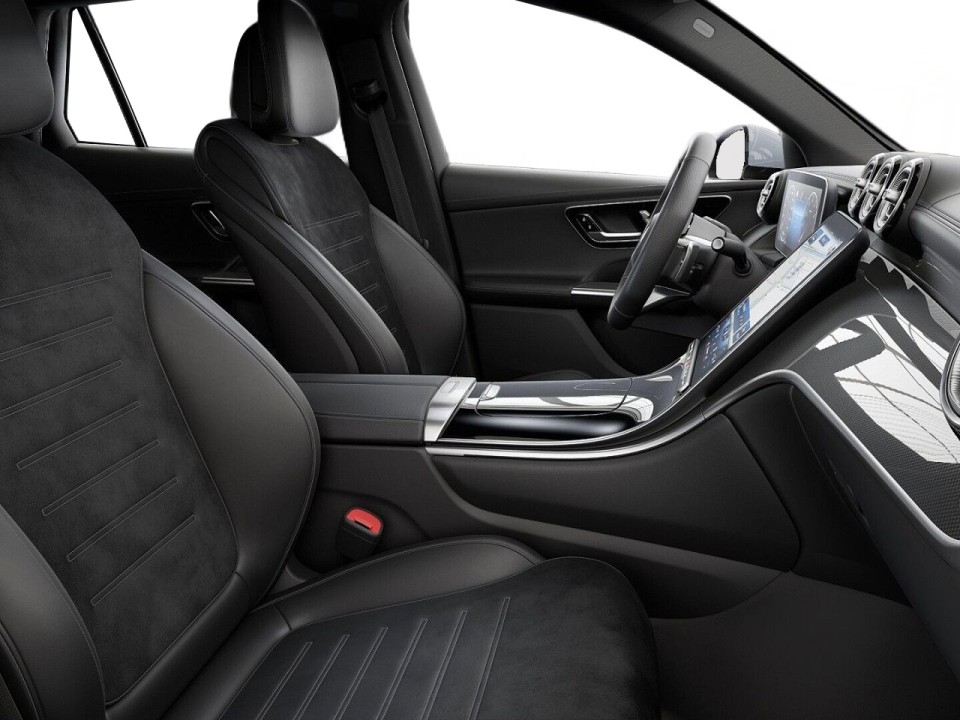 Mercedes-Benz GLC 300 4MATIC AMG Line - foto 16