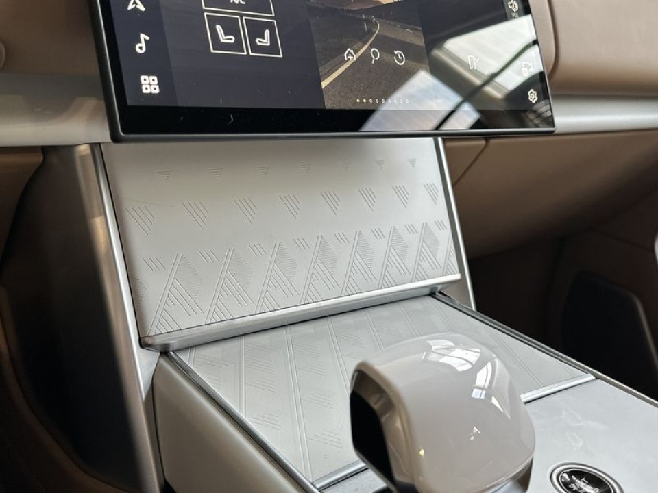 Land Rover Range Rover P550e SV - foto 17