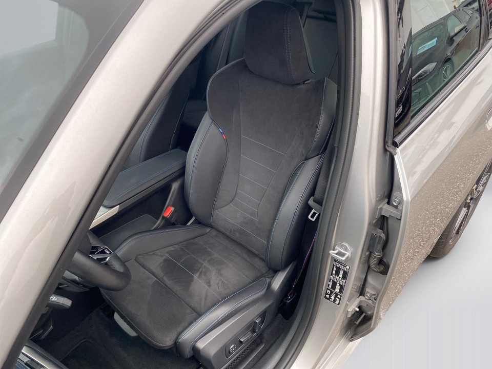 BMW X1 xDrive23i M-Sport - foto 11