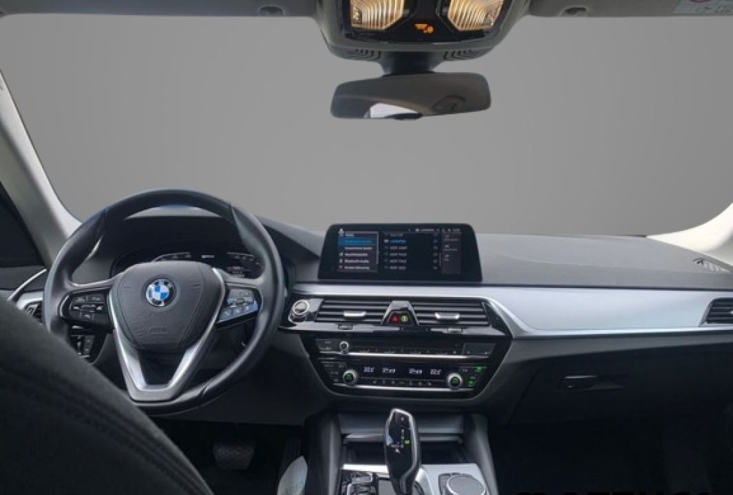 BMW Seria 5 530 EU6d-T e xDrive iPerformance - foto 6