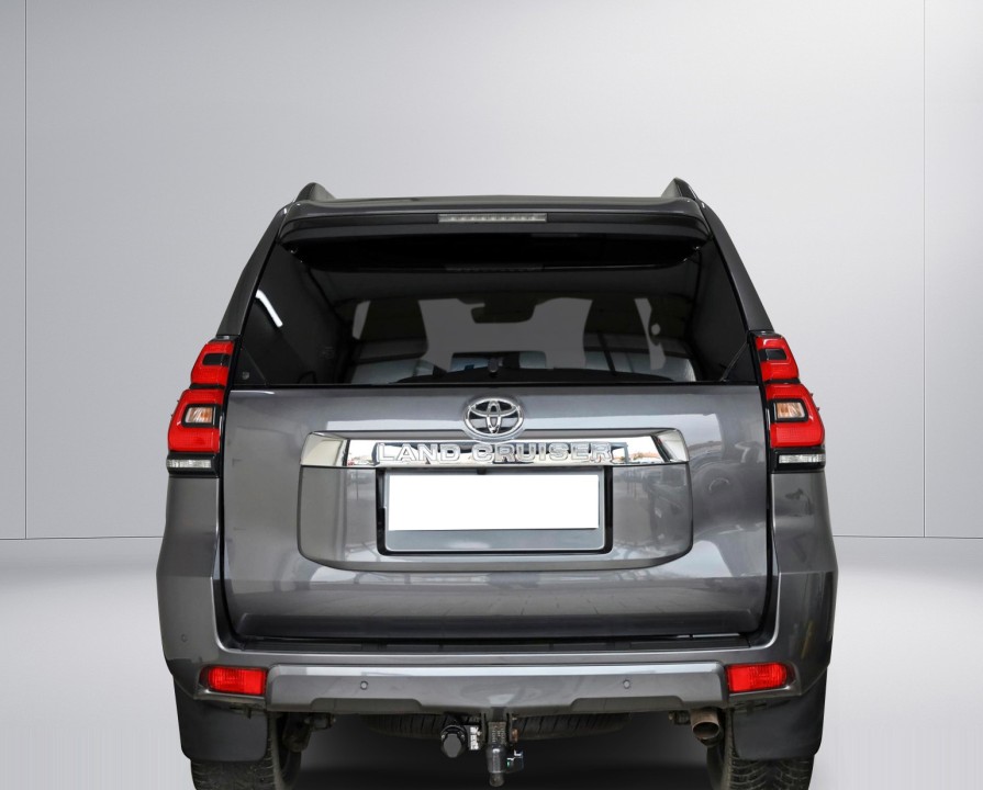 Toyota Land Cruiser Comfort 2.8D (5)